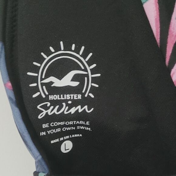 Hollister Swim Tropical Printed Bikini Top Size Large - Picture 5 of 7